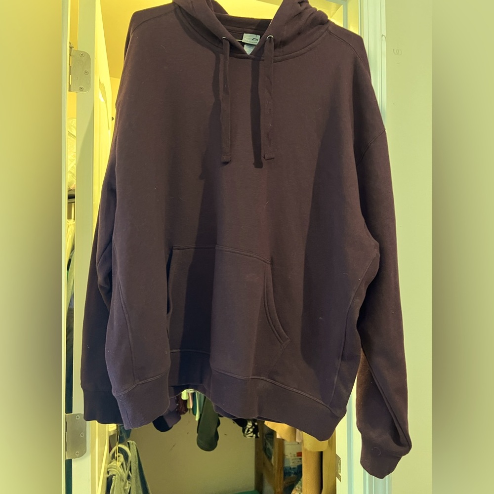 NWOT!! Men’s/Unisex Pullover Hoodie SIZE: XXL Color:Plum/Purple
